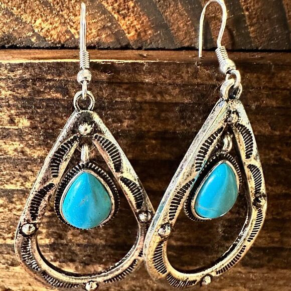 Boho Hippie Cowgirl Western Stamped Turquoise Teardrop Silver Earrings, Gift Box - Picture 7 of 8